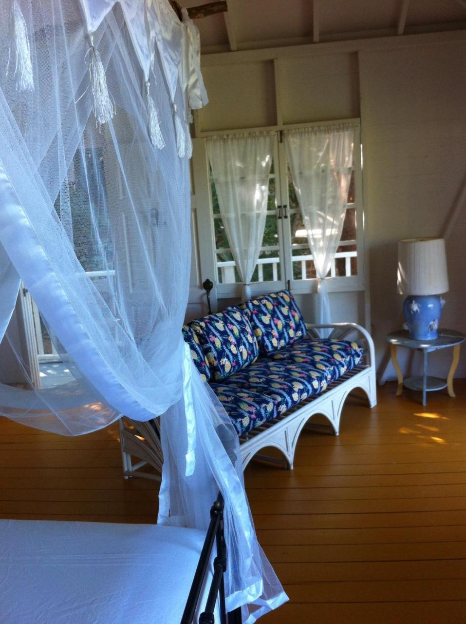 Treehouse Cottage Five Islands Village Esterno foto